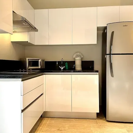 2Br Modern Condo - Rooftop Pool With Stunning Views